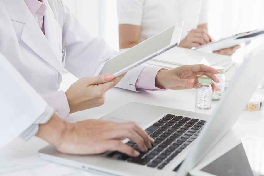 上海十大刑事律師告訴您毒品犯罪中如何準確認定從犯和適用刑罰