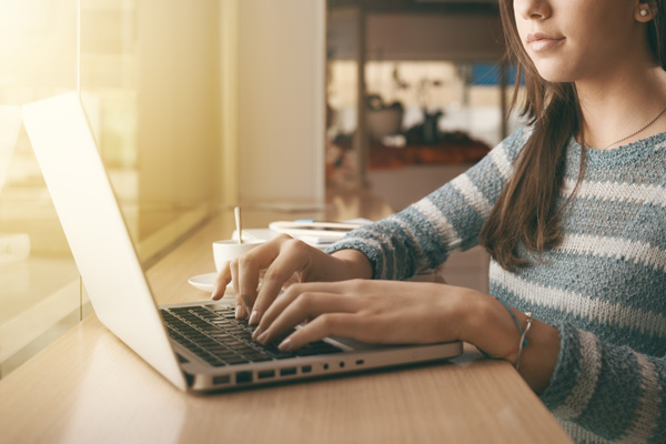 家人被刑事拘留怎么辦？深圳刑事辯護律師告訴你如何應對！