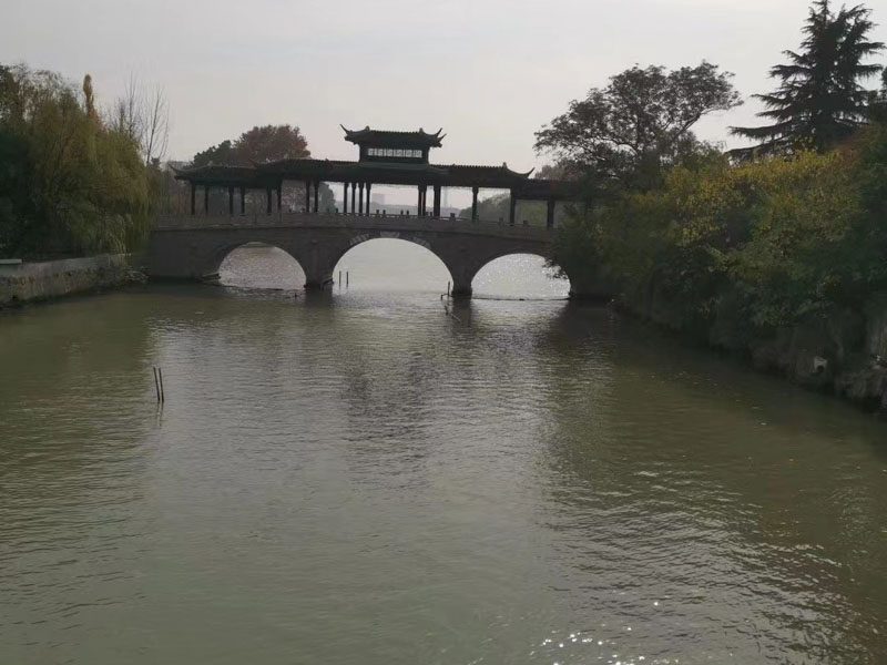 上海刑事案件律師來講講容留單人賣淫是否構(gòu)成容留賣淫罪