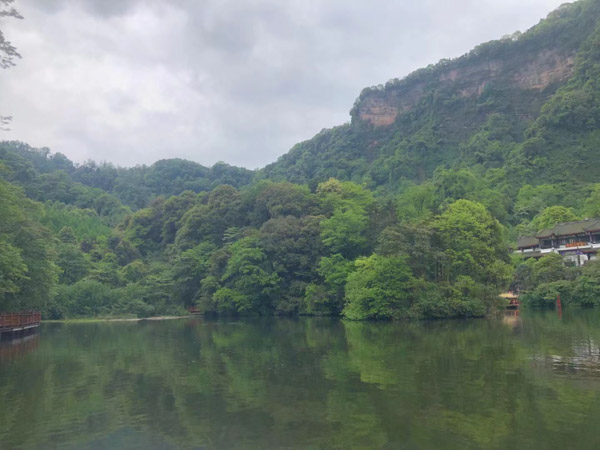 調(diào)包的行為是屬于盜竊罪還是詐騙罪？上海刑事案件著名律師告訴您