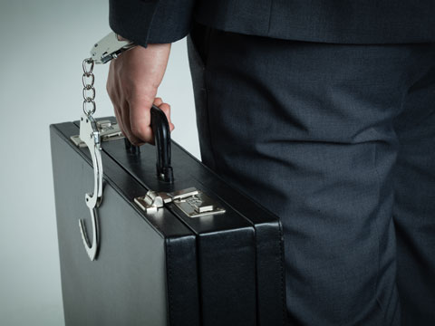 上海惡意透支數(shù)額較大是多少刑事律師咨詢