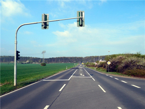 上海刑事律所答電瓶車致人重傷應否算交通肇事